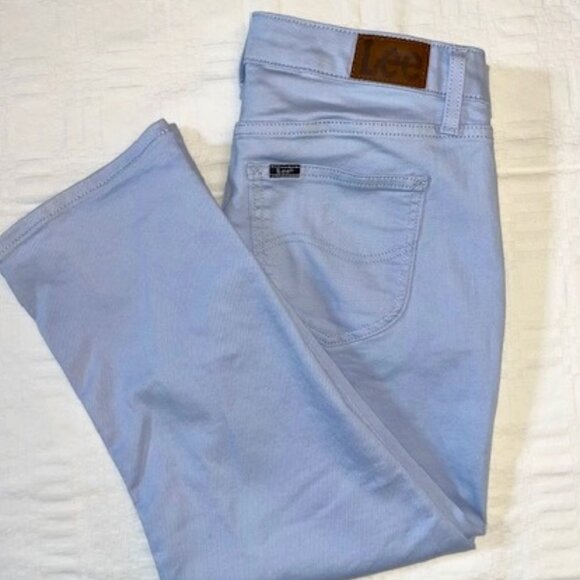 LEE | Regular Fit Capri Mid-Rise Size 12 M Stretch Light Blue - Picture 1 of 9